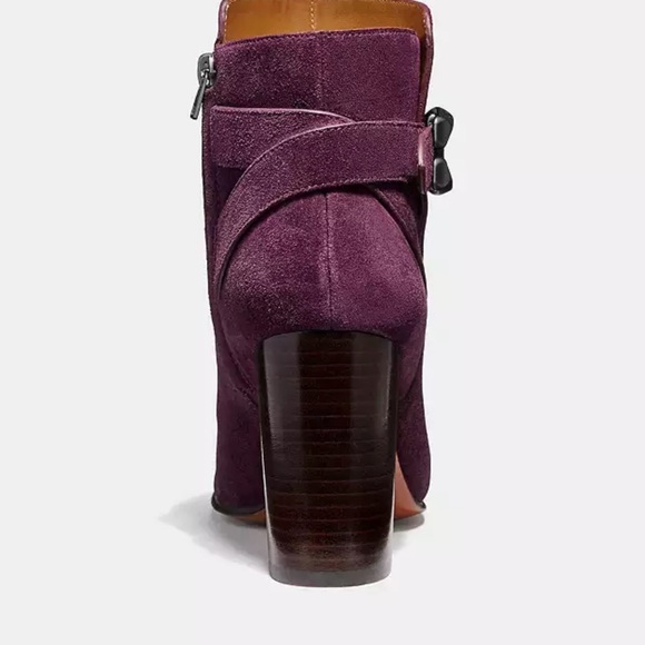 Coach Delaney Signature Buckle Heel Bootie Size 8 - Picture 3 of 9